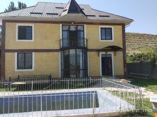 Jannat Villa