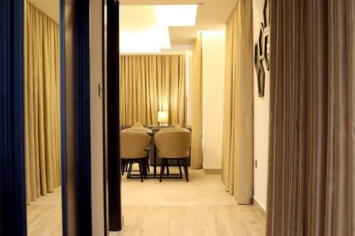 Aparthotel Downtown Hotel