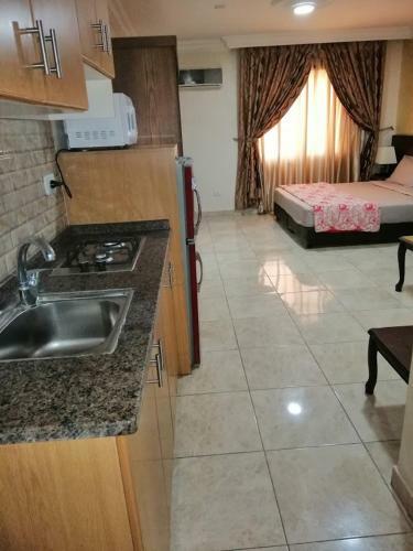 Apartamento Al Hadeer Suites Hotel