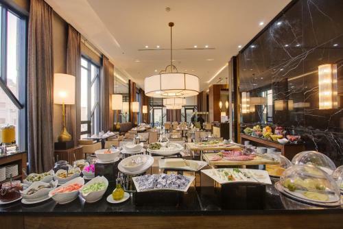 Hotel The House Boutique Suites