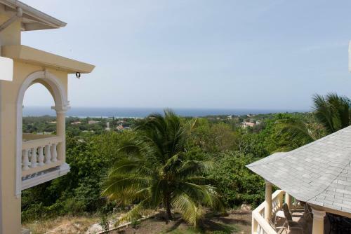 The Royal Kensington 5br Villa