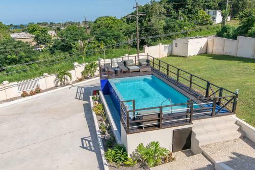 Luxury 2br Home Facing Beach W/pool Montego Bay #4