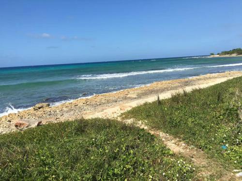 Luxury 2br Home Facing Beach W/pool Montego Bay #3