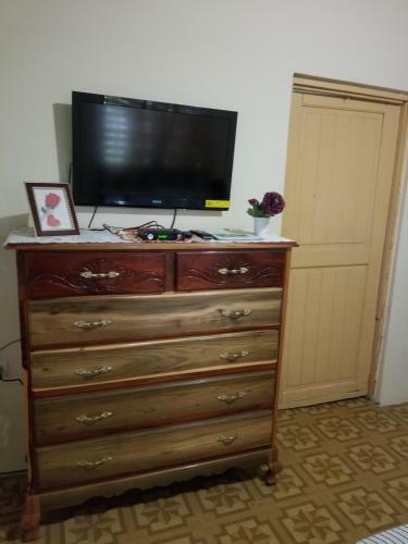 Rosella Rooms