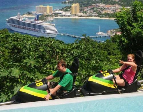Villa Ocho Rios Under The Coolshade III
