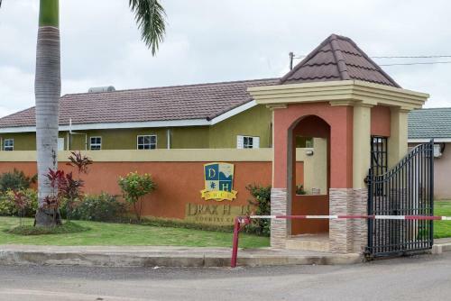 Pool Beach Gym 24/7 Security