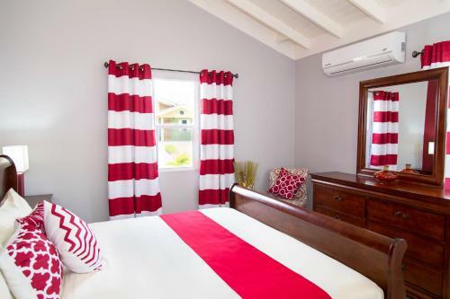 La Casa De Playa Ocho Rios Villa
