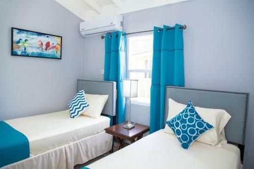 La Casa De Playa Ocho Rios Villa
