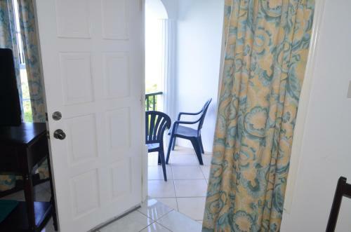 Pink Rock Inn Bed And Breakfast