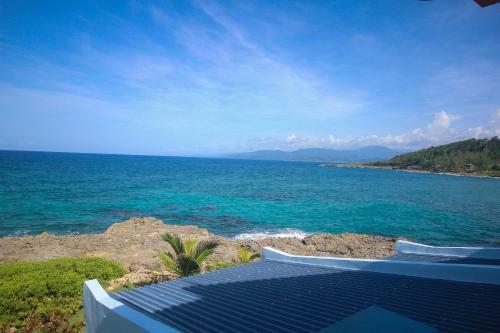 Villa Cottage On The Ocean