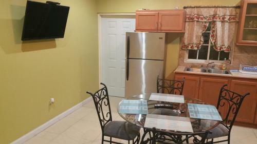 Caribbean Estate One Bedroom