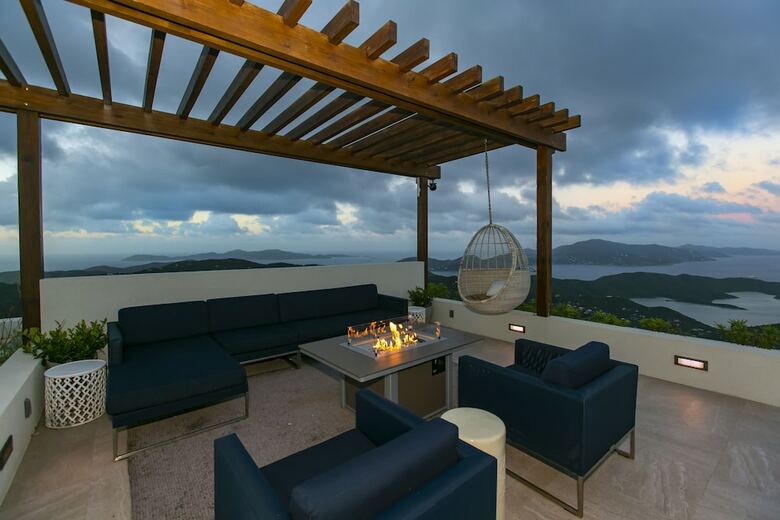 Hostal Calichi At Picture Point