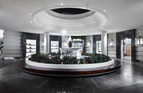 Kensington Hotel Saipan - All Inclusive
