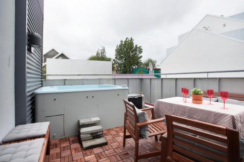 I�unn Apartments