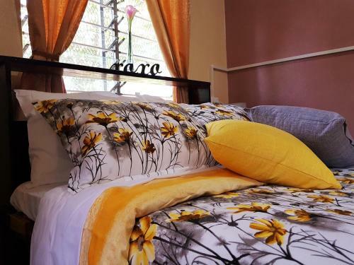 Al's Bed & Breakfast