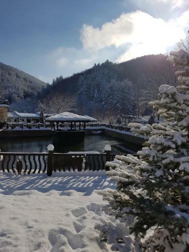 Hostal Guest House Pekliuk