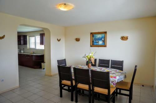 Apartamento Angelinas Villa With Private Pool