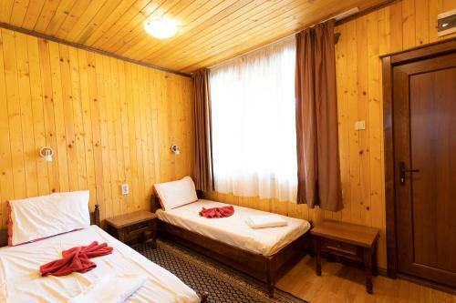 Holiday Village Apriltsi