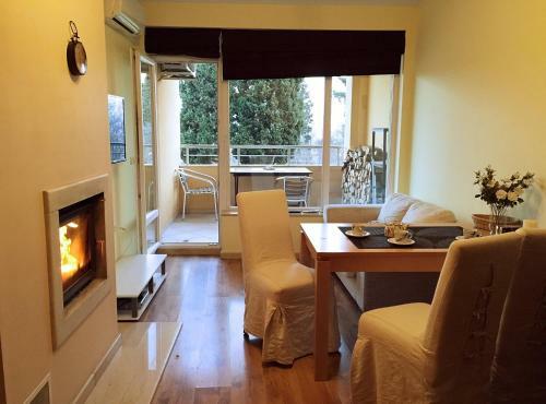 Varna Garden View Apartment