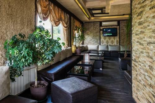 Hi-life Family Hotel