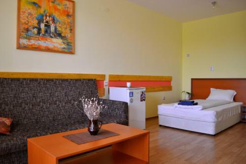 Hostal Guest House Kontrasti