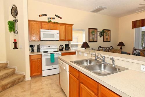 5 Bed With Games Room And Spa 1915msd Villa