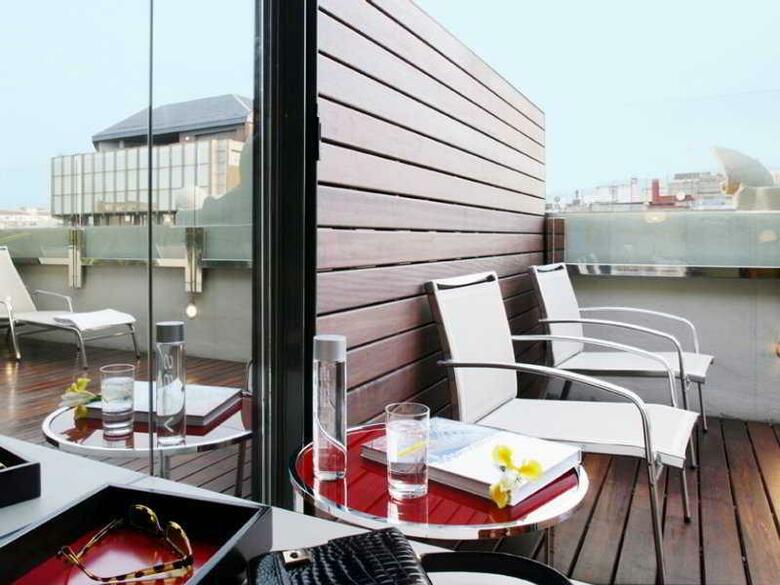 Hotel Cram