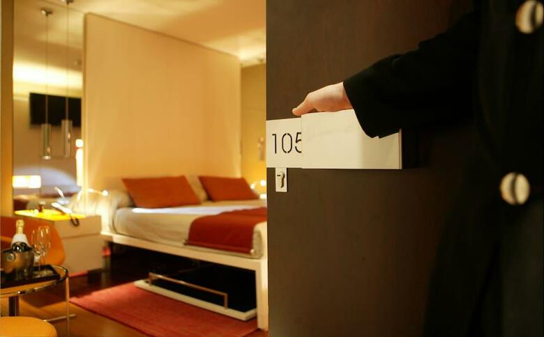 Hotel Cram