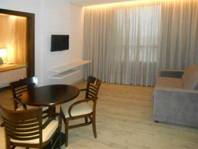 Comfort Hotel & Su�tes Rondon�polis