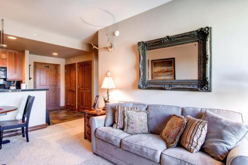 Lodge At Highland Greens 302