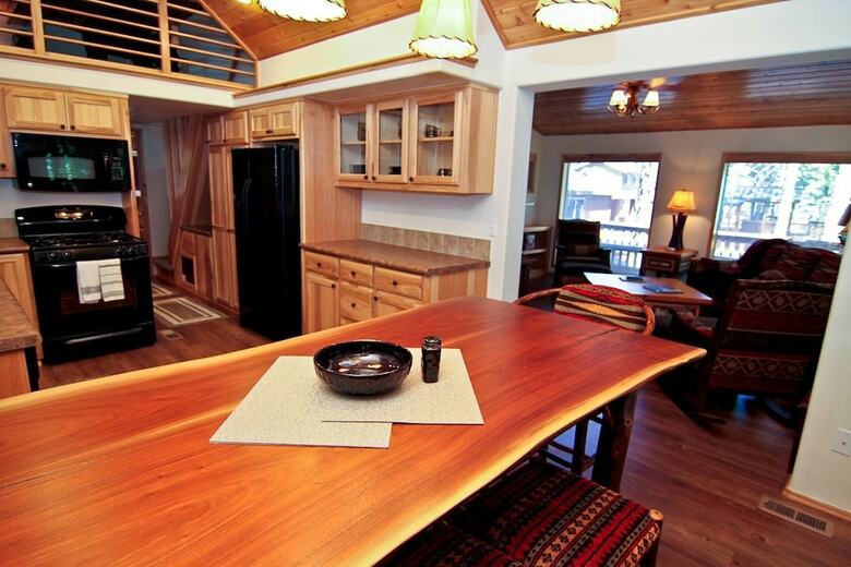 Apartamento #47 & 48 Hyatt Lake Compound - Sleeps 9