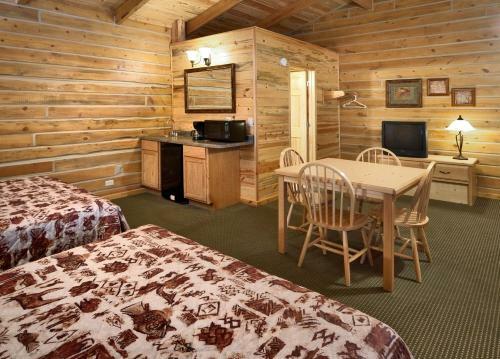 Hotel Rock Crest Lodge & Cabins