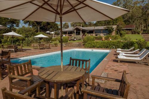 Hostal Estalagem E Restaurante La Hacienda