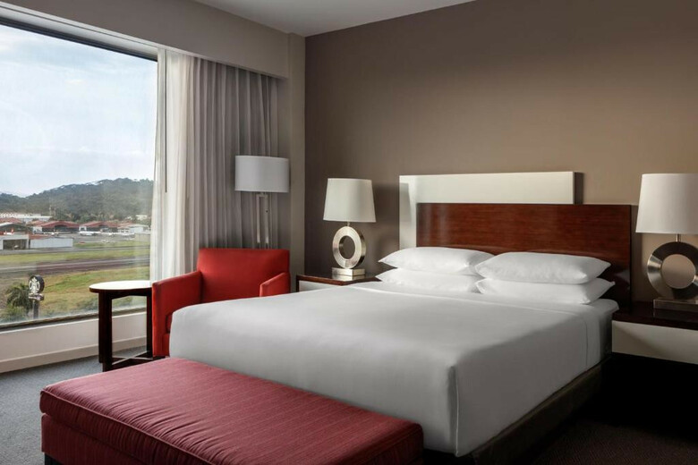 Hotel Wyndham Panama Albrook Mall