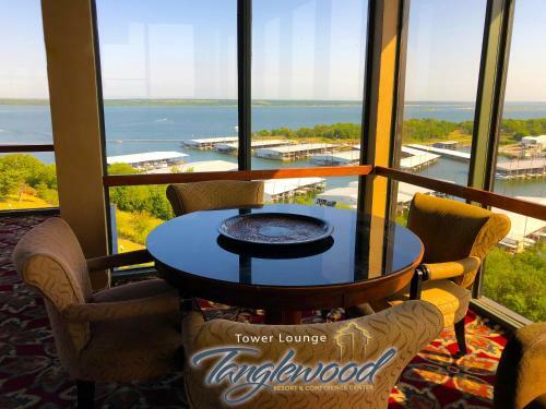 Hotel Tanglewood Resort And Conference Center