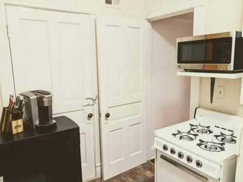 Northwest Apartment #1080 Apts