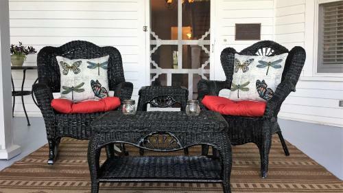 Oak Hill On Love Lane Bed And Breakfast Inn