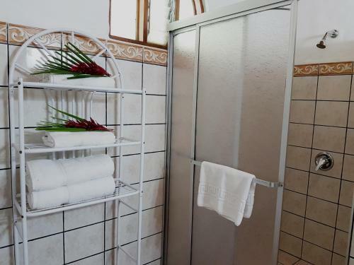 Hotel Rio Perlas