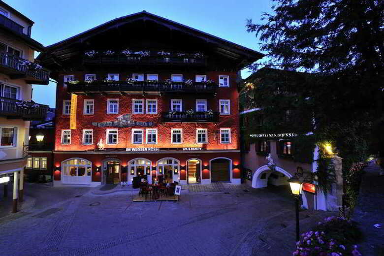 Hotel Romantik Im Weissen Roessl(.)
