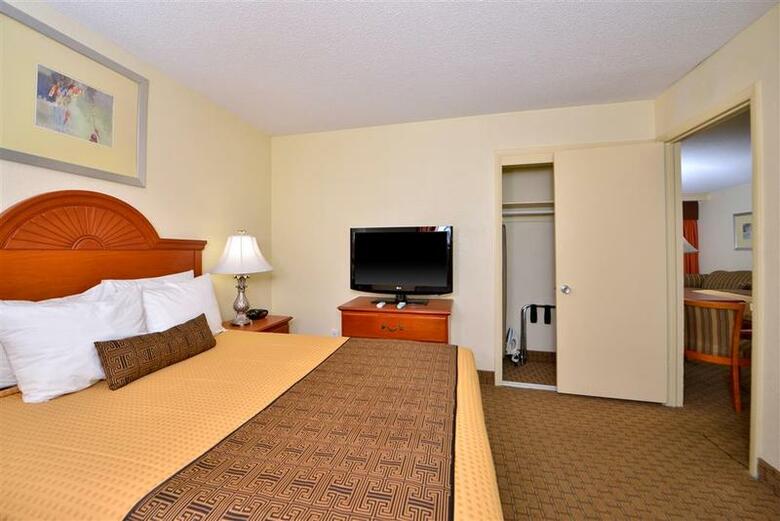 Hotel Best Western Plus Holiday Sands Inn & Suites