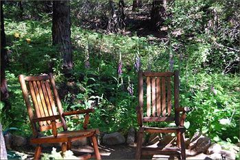 Motel Narrow Gauge Inn