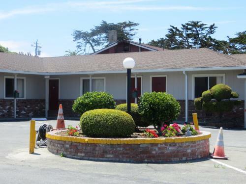 Motel Old Marina Inn