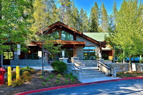 Casa Martin - Truckee Vacation Rental Home