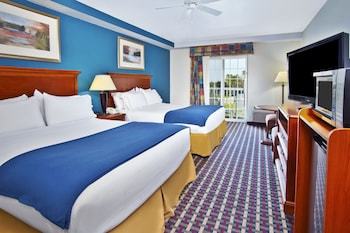 Holiday Inn Express Hotel & Suites Petoskey