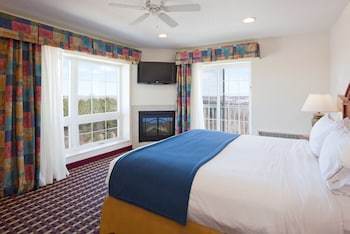 Holiday Inn Express Hotel & Suites Petoskey