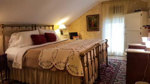 Bed & Breakfast The White House Inn