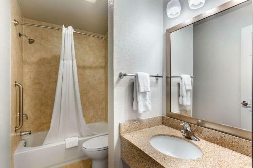 Motel Econolodge Inn & Suites