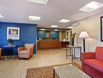 Motel Super 8 Grand Rapids Airport