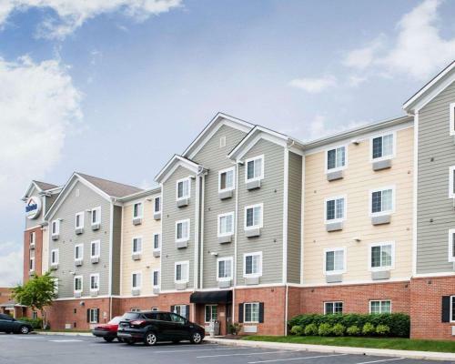 Hotel Suburban Extended Stay Northeast