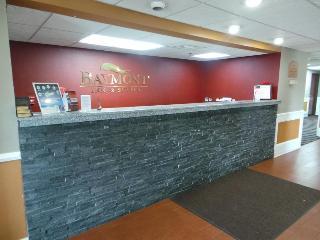 Hotel Baymont Inn And Suites